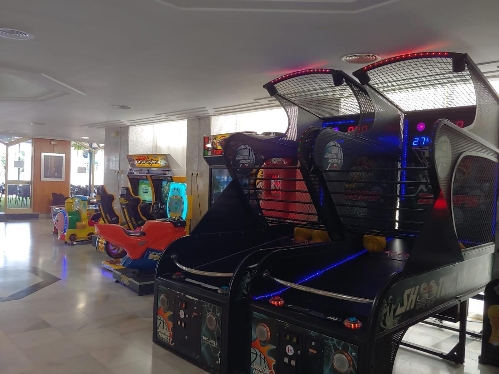 Benalbeach R&R Suite Benalmadena Bagian luar foto