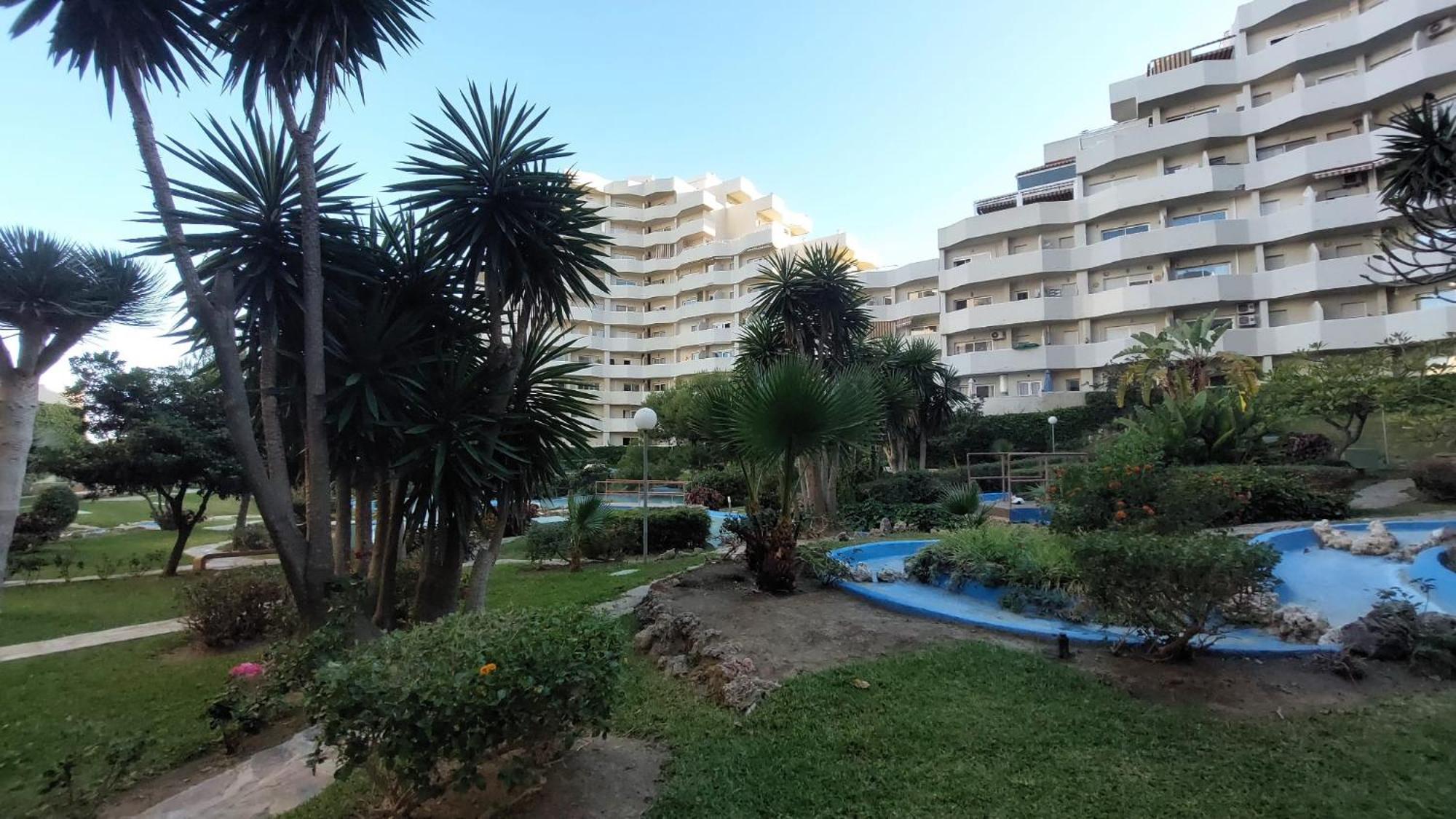Benalbeach R&R Suite Benalmadena Bagian luar foto