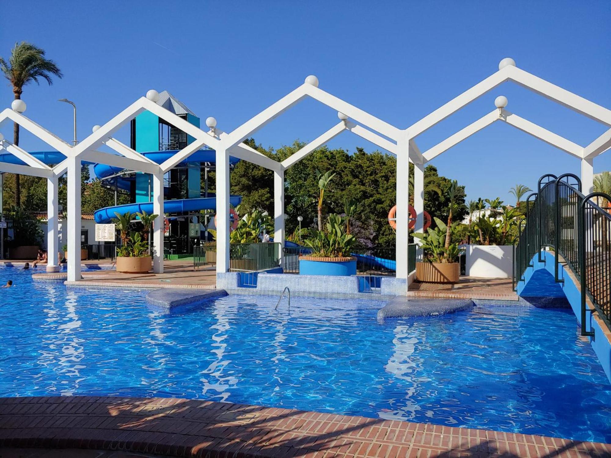 Benalbeach R&R Suite Benalmadena Bagian luar foto